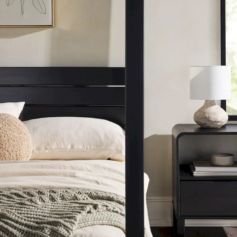 Middlebrook Designs Canopy Full Bed