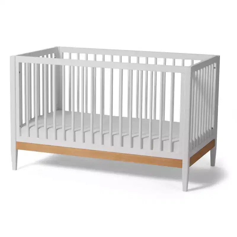 Little Seeds Clover 4-in-1 Convertible Crib