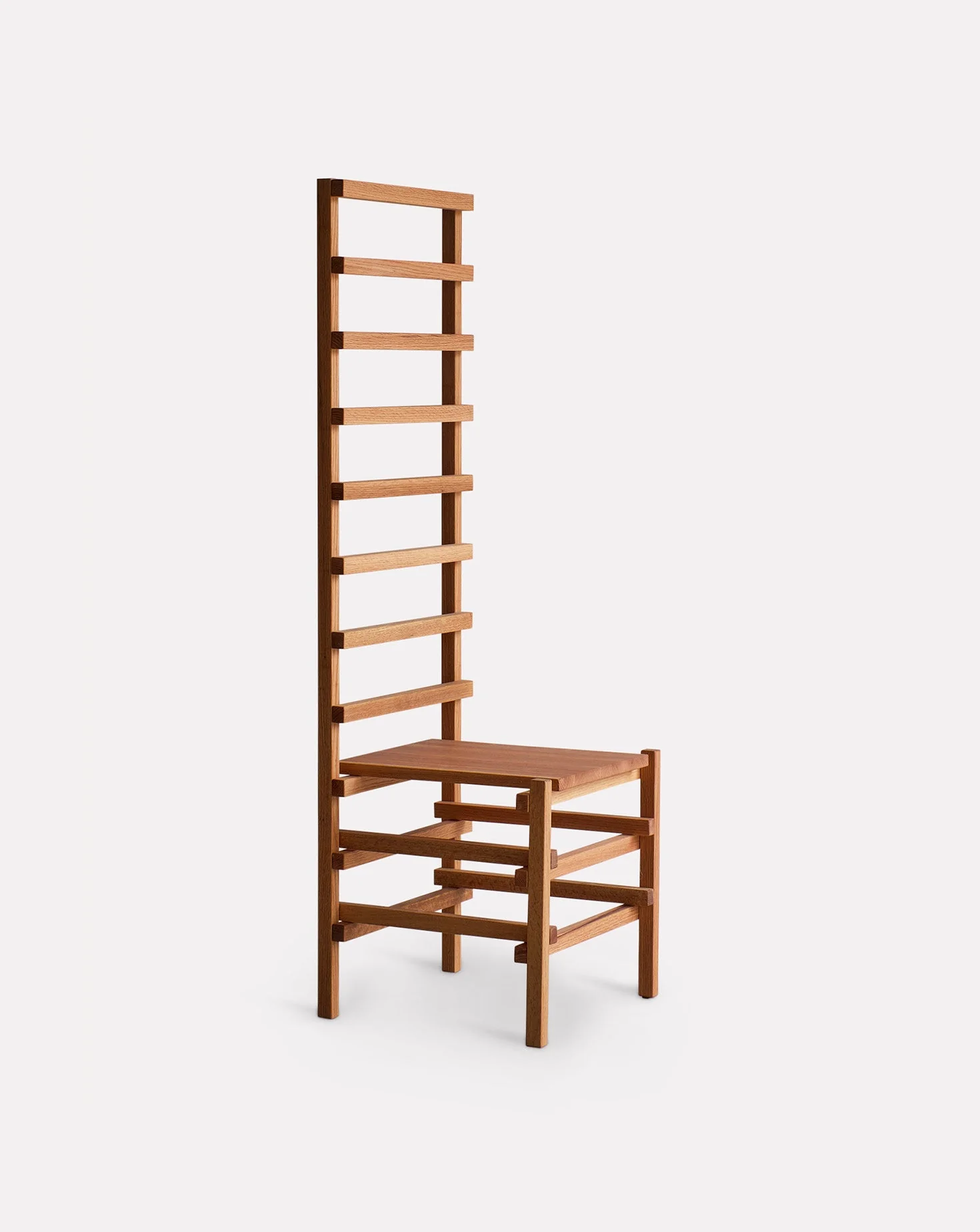 Solid Oak Natural Lacquer Ladder-Back Accent Chair