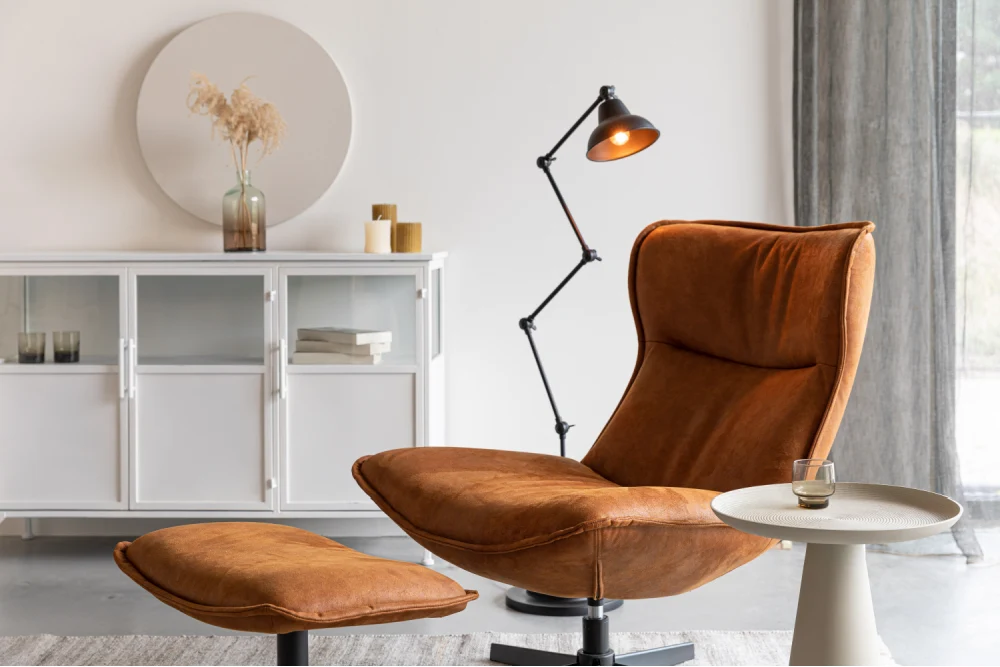 Ergonomic Fabric Lounge Chair with Headrest and Swivel Base