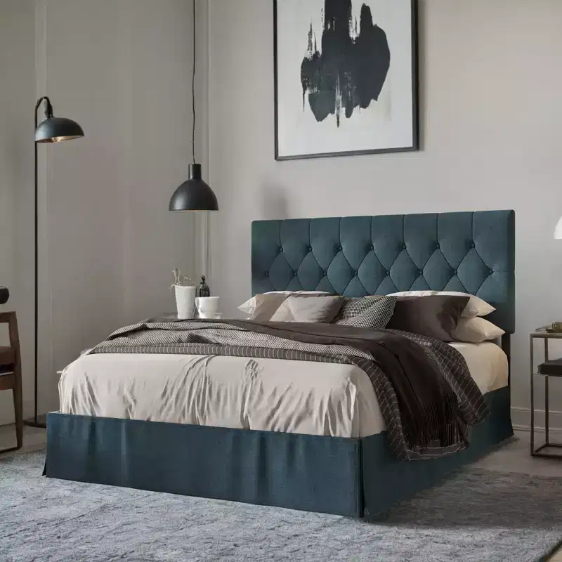 Home Design Zachary Platform Bed