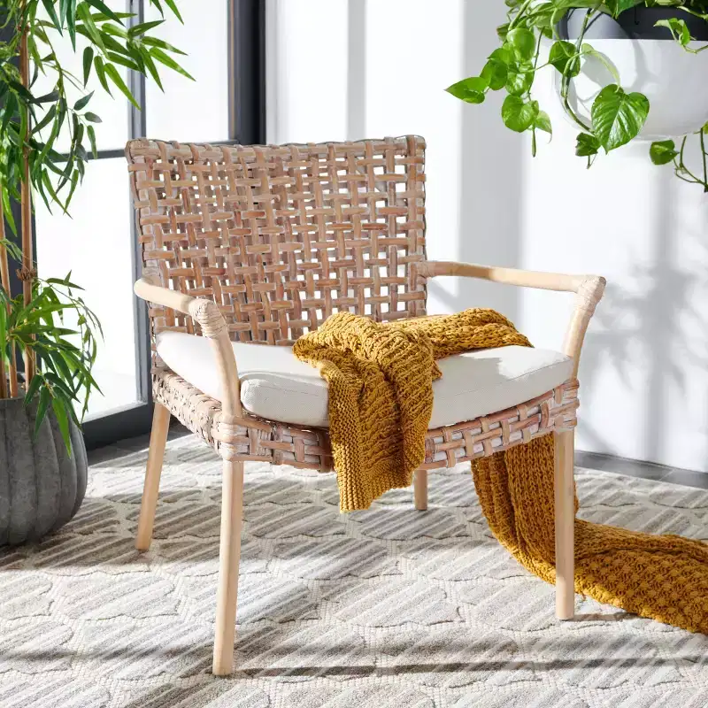 Collette Rattn Accent Chair W/ Cushion - ACH6515 - Safavieh