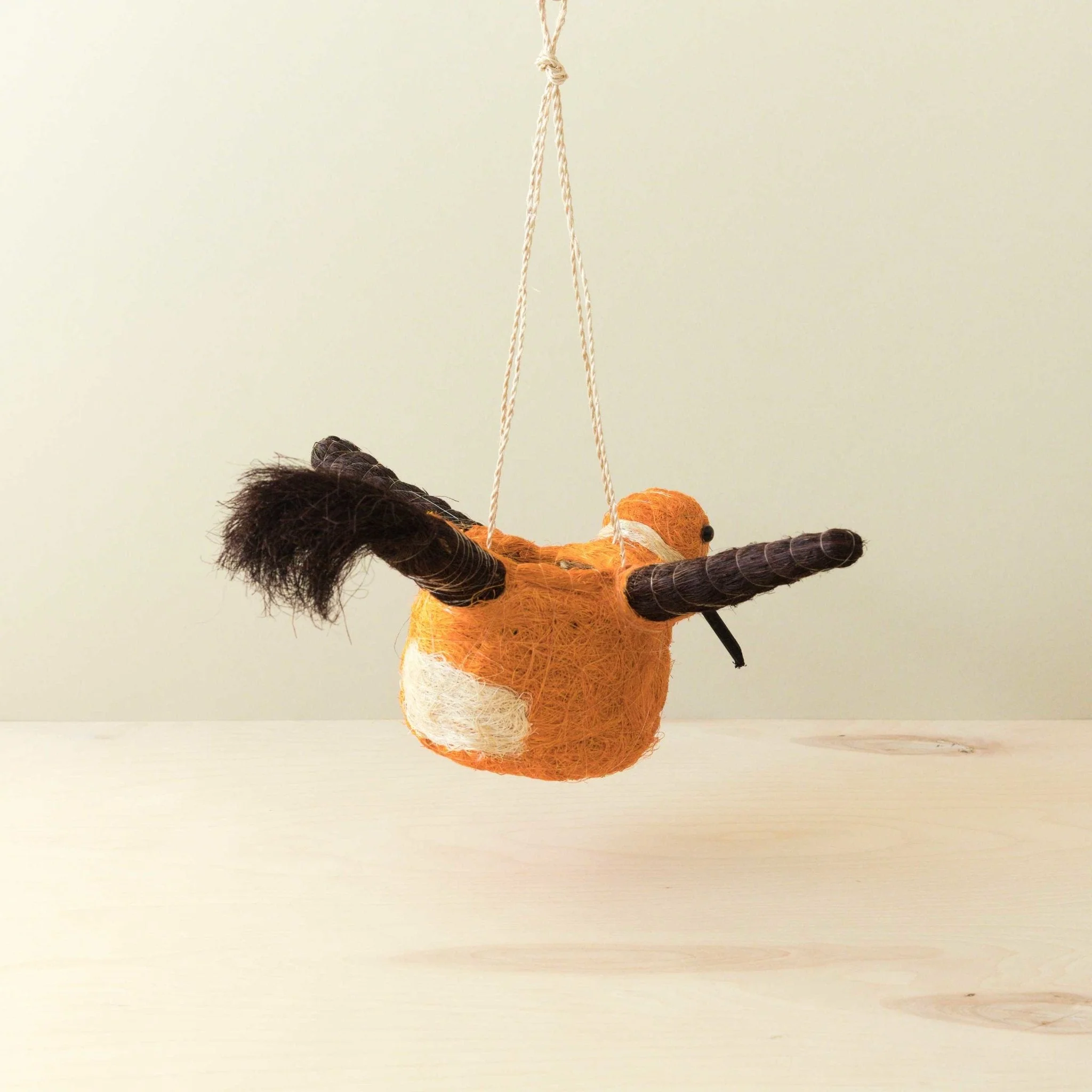 Hummingbird Planter - Coco Coir x Gilded Frond Clay + Textiles