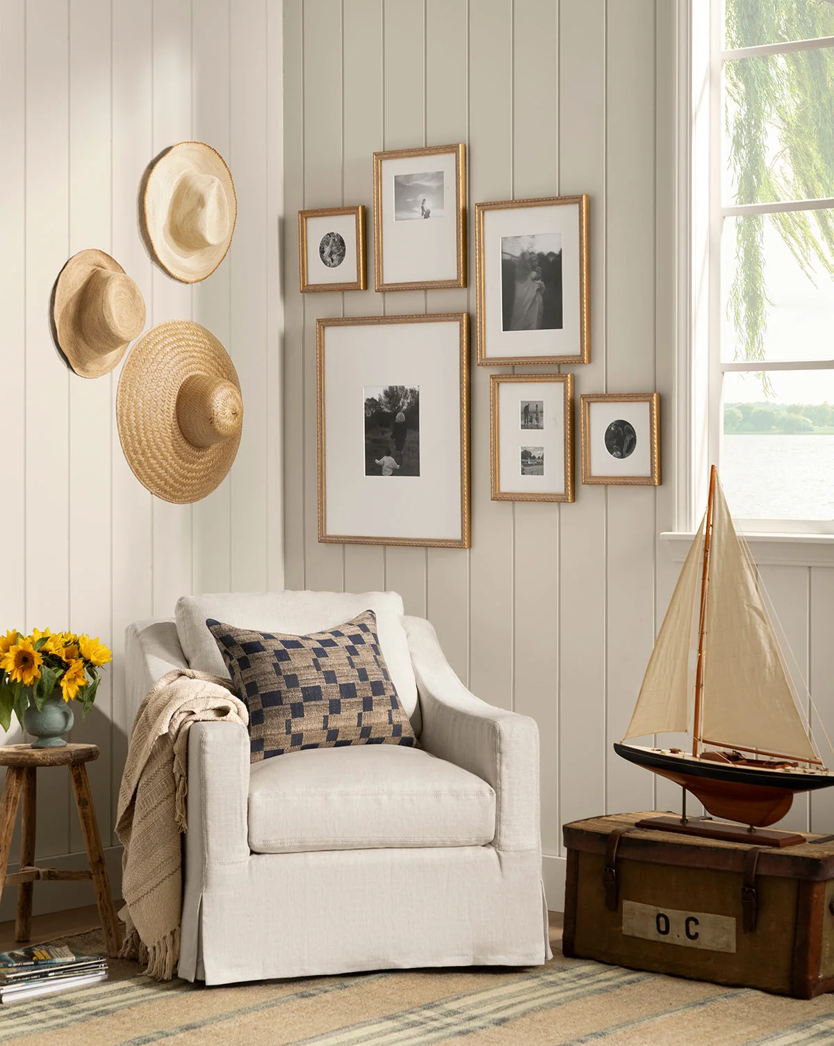 Classic Slipcovered Swivel Armchair with Deep Comfortable Seating for Living Room