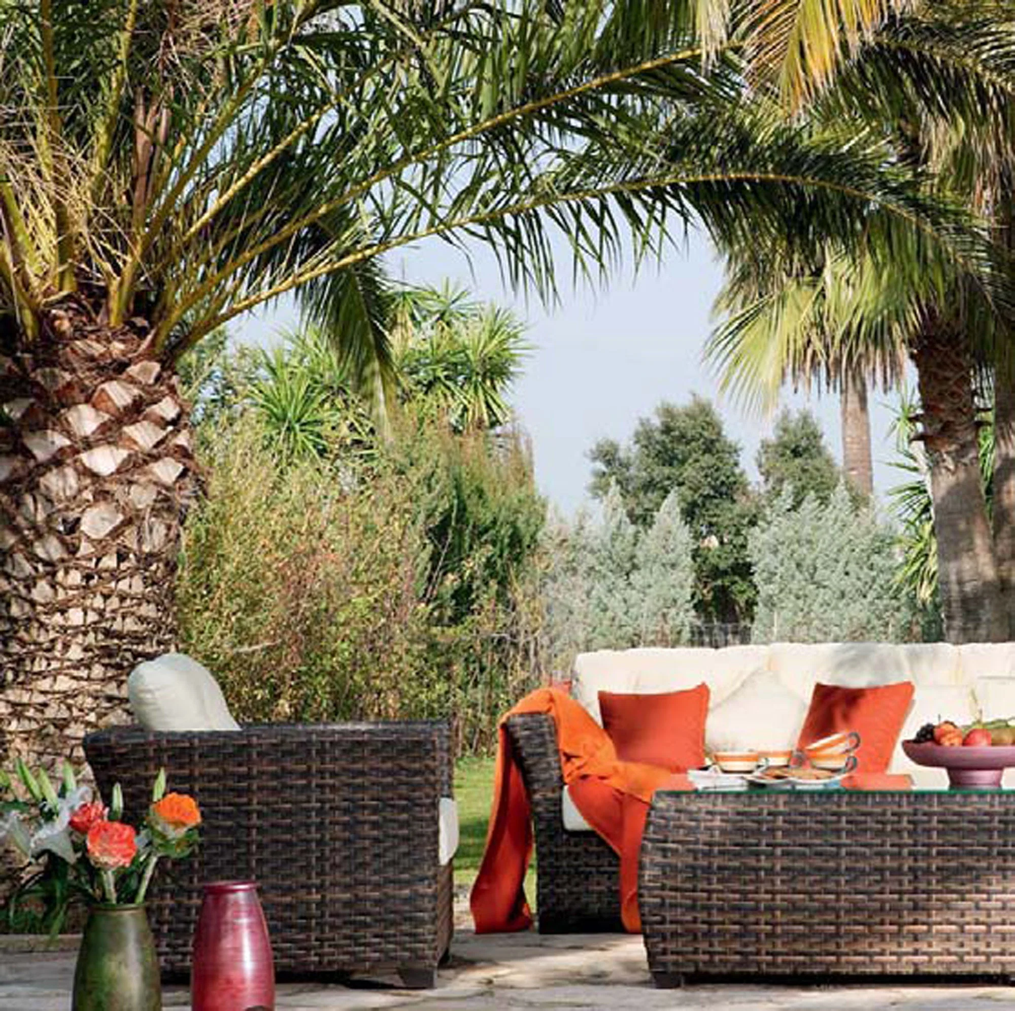 Outdoor Lounge Chair with Cushions Dark Brown Wicker