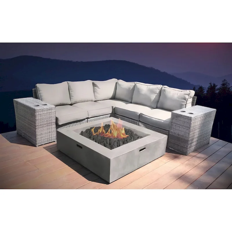 LSI 4 - Person Seating Group with Cushions
