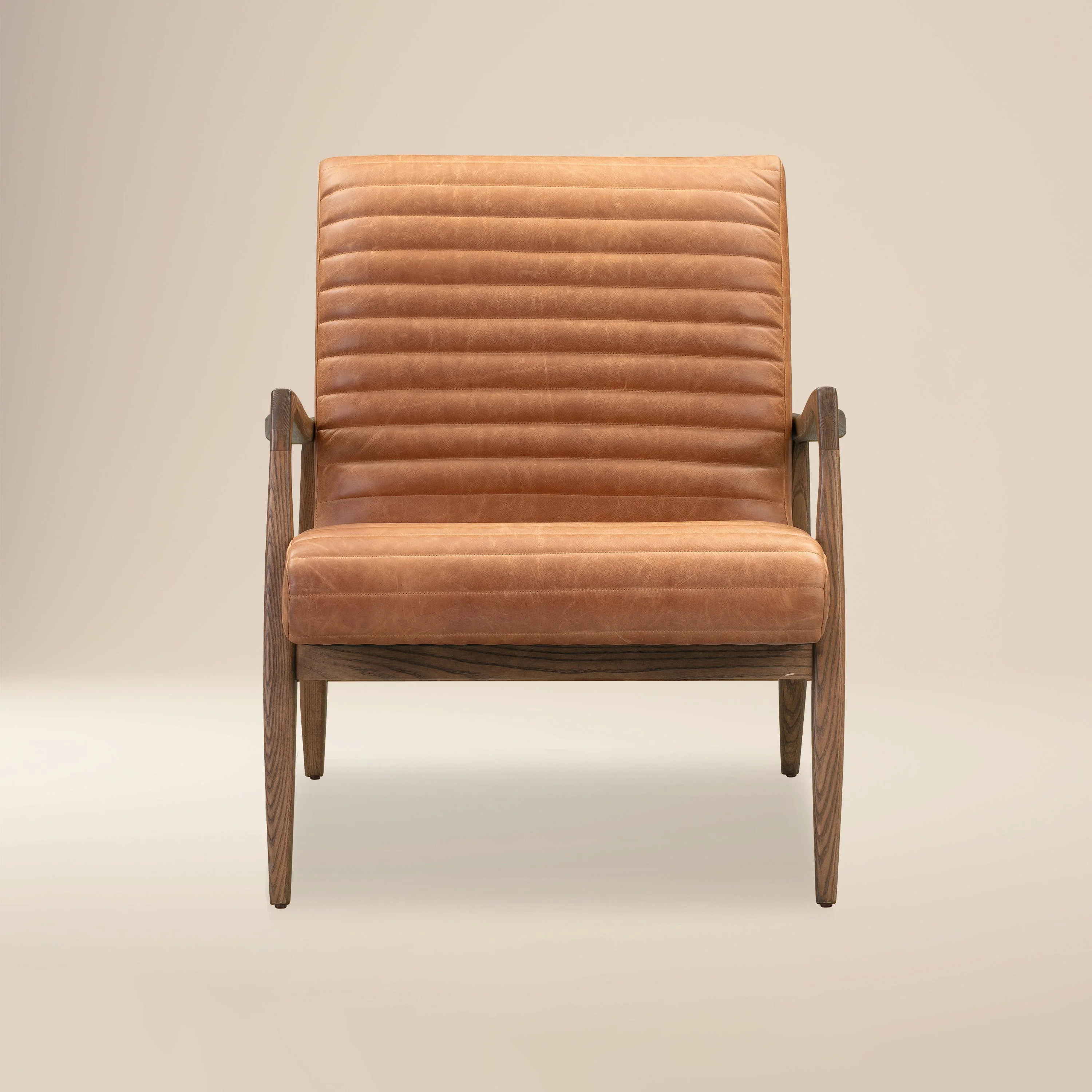 Mid-Century Modern Cognac Tan Leather Lounge Chair with Kiln-Dried