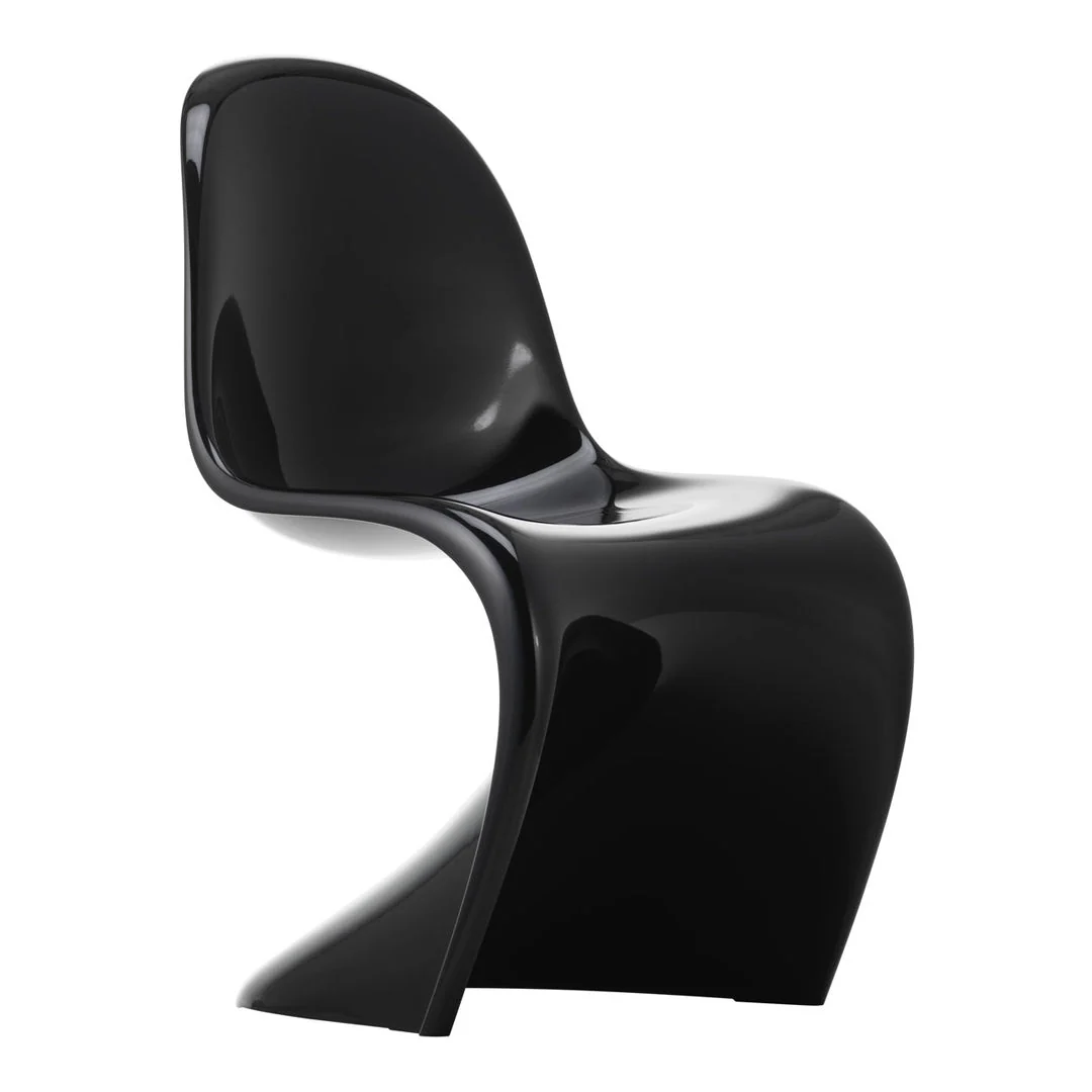 Iconic Glossy Lacquered Plastic Side Chair with One-Piece Cantilevered Form for Dining Room