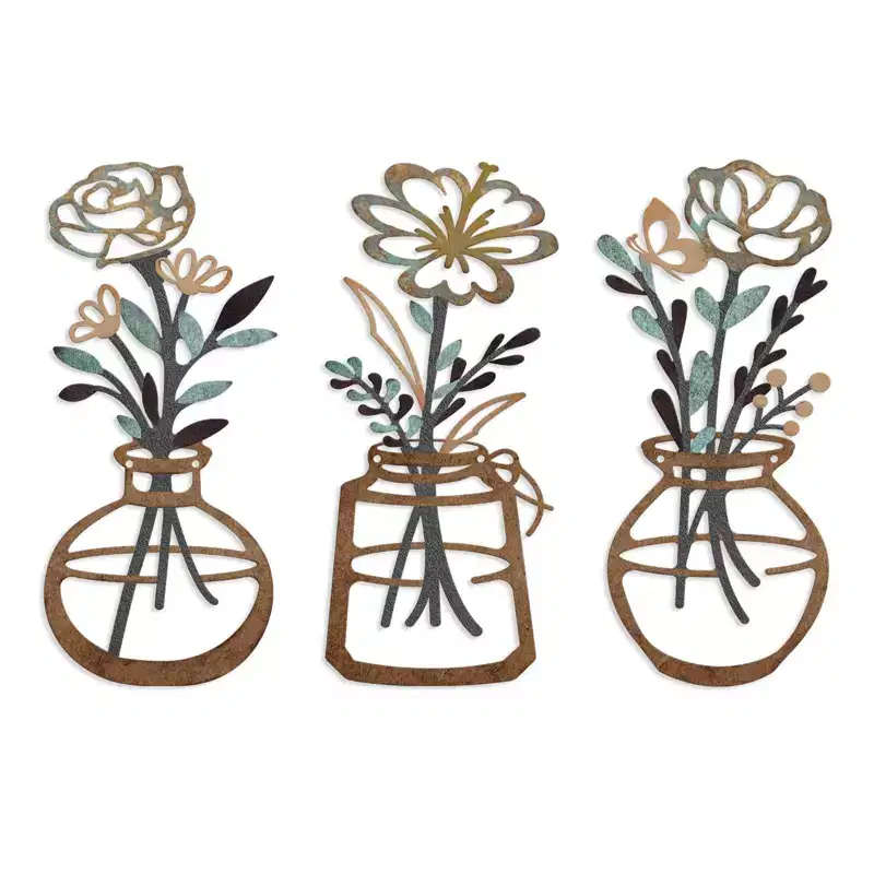 Rustic Metal Flower Wall Art - Durable Farmhouse Wall Decor, Versatile for Bedroom, Living