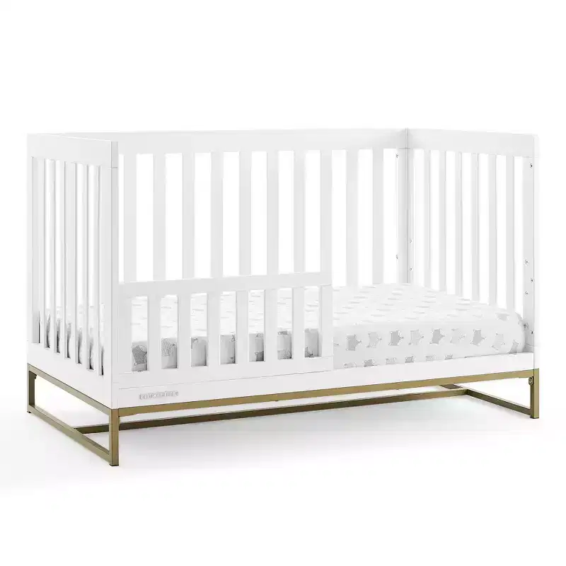 4-in-1 Crib with Daybed Conversion