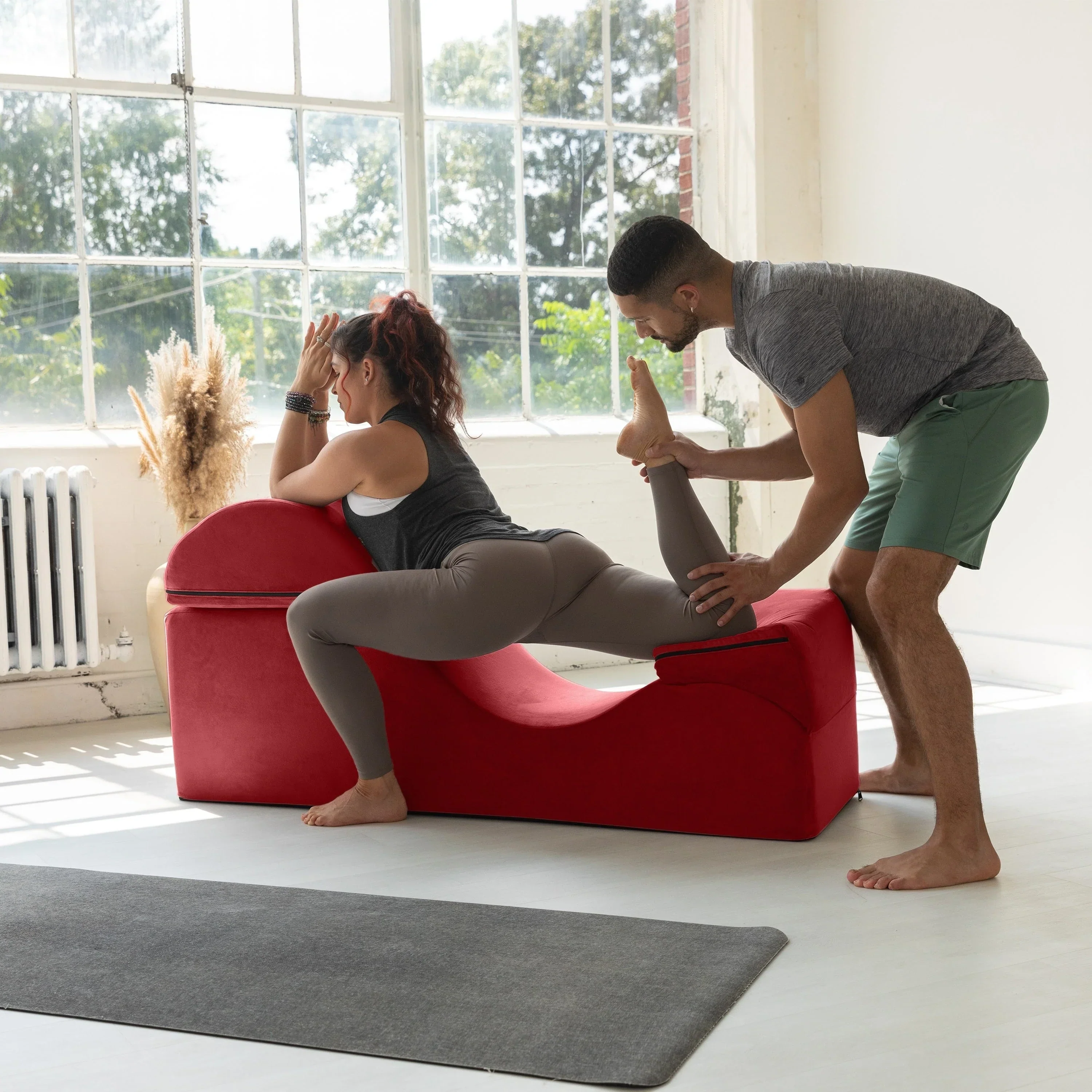 Avana Kami Convertible Chaise / Yoga & Massage - 2-In-1 Ottoman with Concealed Fold Out Yoga Lounge Chair, Microvelvet - N/A