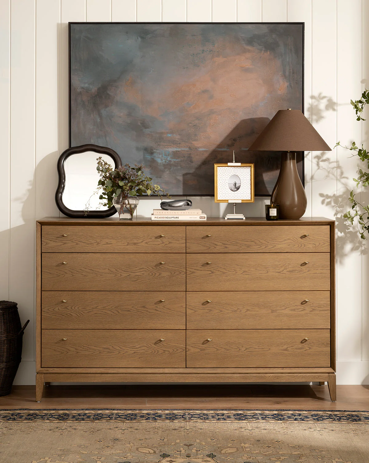 Classic Solid Oak Dresser with Tapered Legs & Soft-Close Drawers for Bedroom