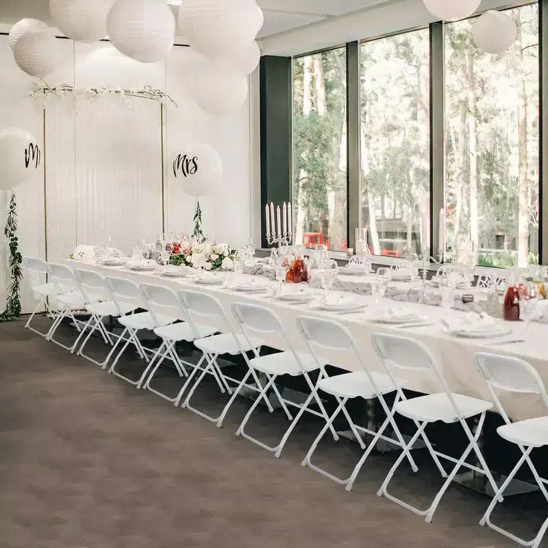 Karl Home | White Plastic Folding Chair (Set of 6)