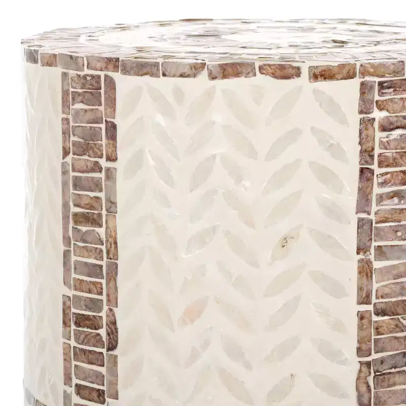 Round Coastal Accent Table with Capiz Inlay – White and Gold