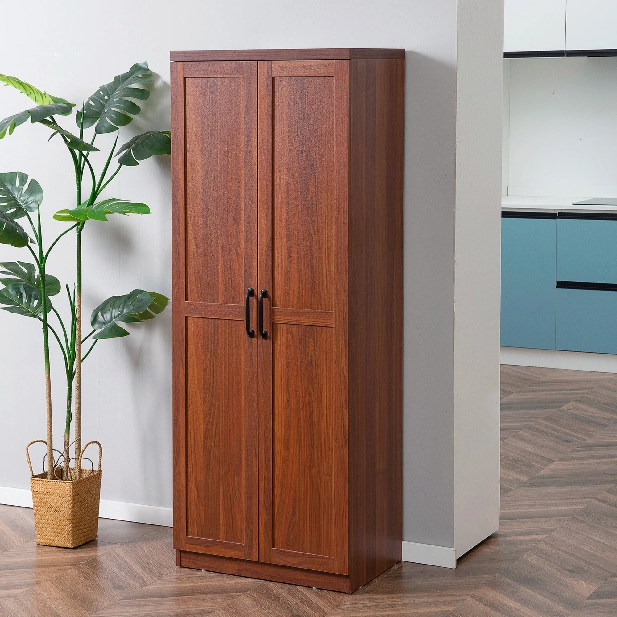 HOMCOM 63 2-Door Kitchen Pantry, Freestanding Storage Cabinet with 5-tier Shelving and 2 Adjustable Shelves for Dining Room