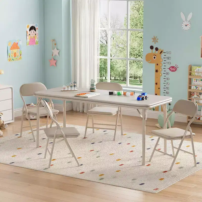 Four-piece children's folding chair set, suitable for restaurants, nurseries, and classrooms. (Chairs only)