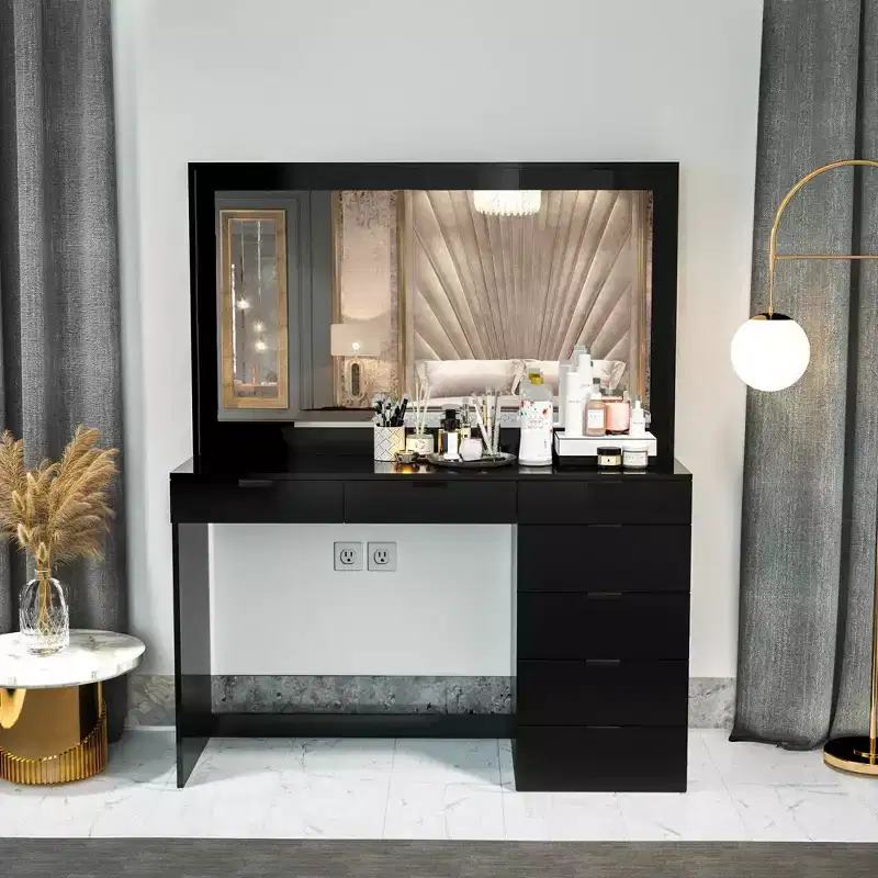 Medusa Makeup Vanity - Boahaus