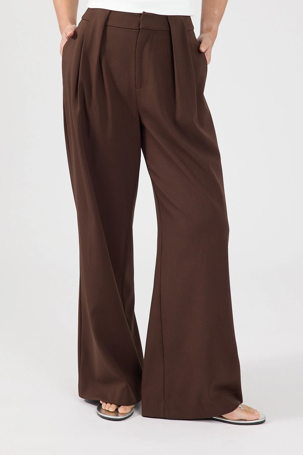 Pleated Pant Brown