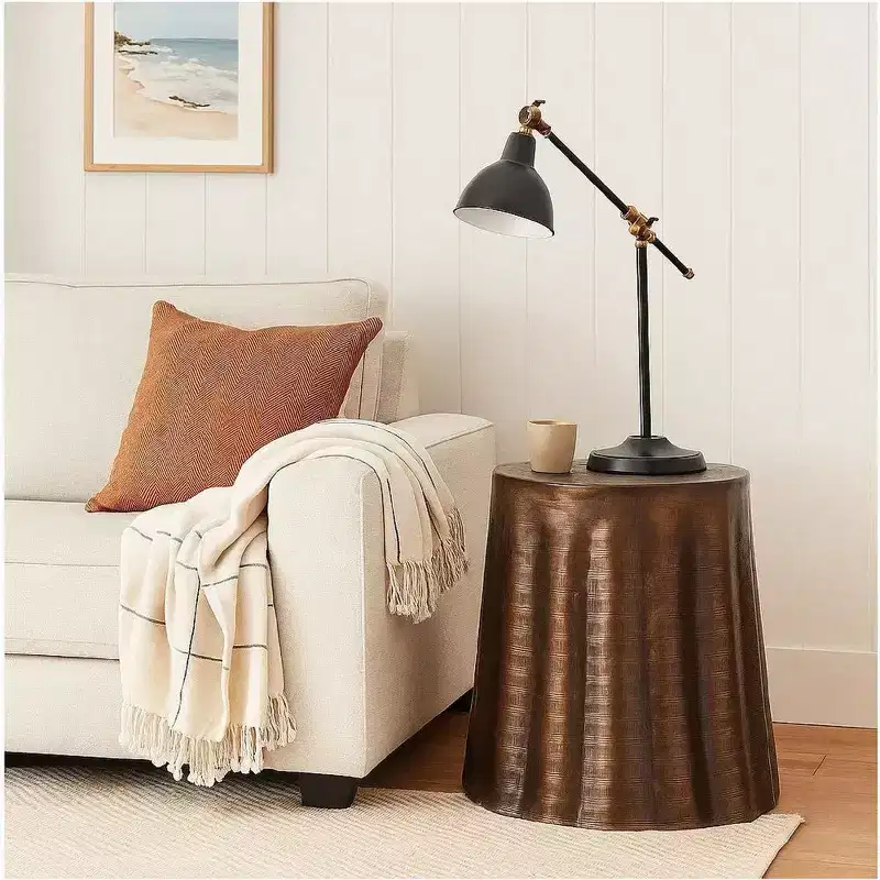 Royal Hampton 19 Round Aluminum Side End Table with Hammered Design