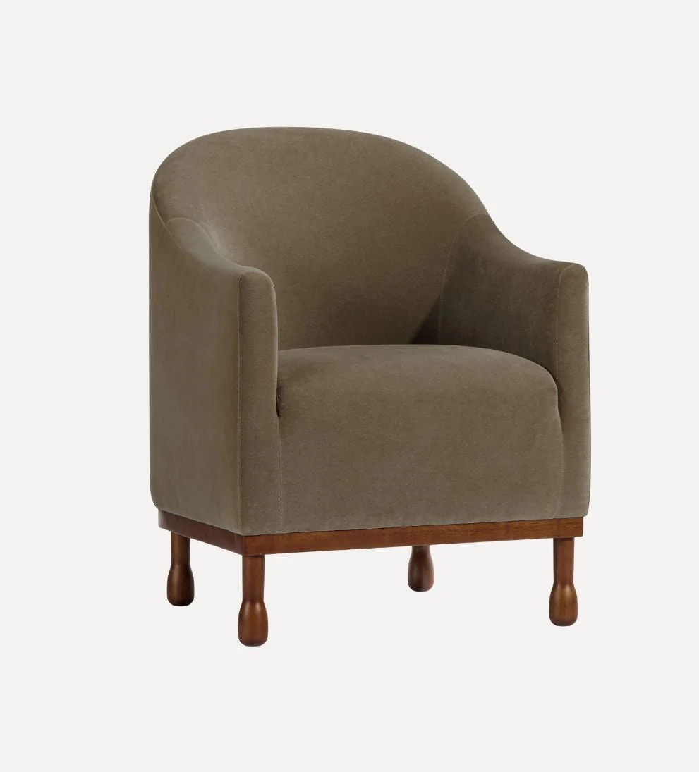 Chair, Brown - Dimensions: 27.32 W ?¨¢ 29.50 D ?¨¢ 36.50 H | Weight: 50 lbsThe Chair is a captain's chair worth captaining. - Generously
