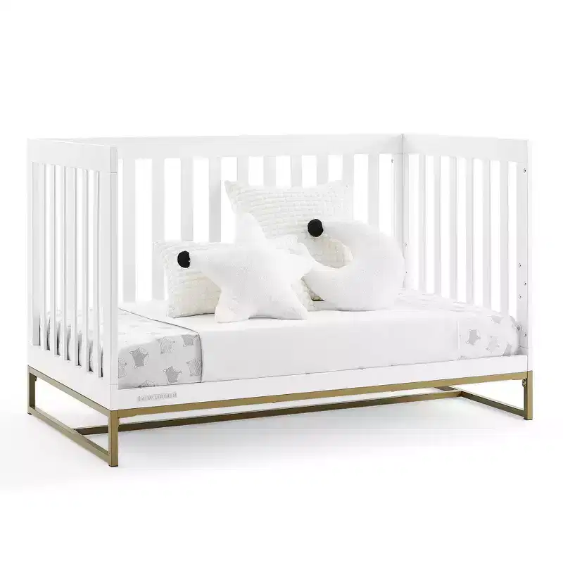 4-in-1 Crib with Daybed Conversion