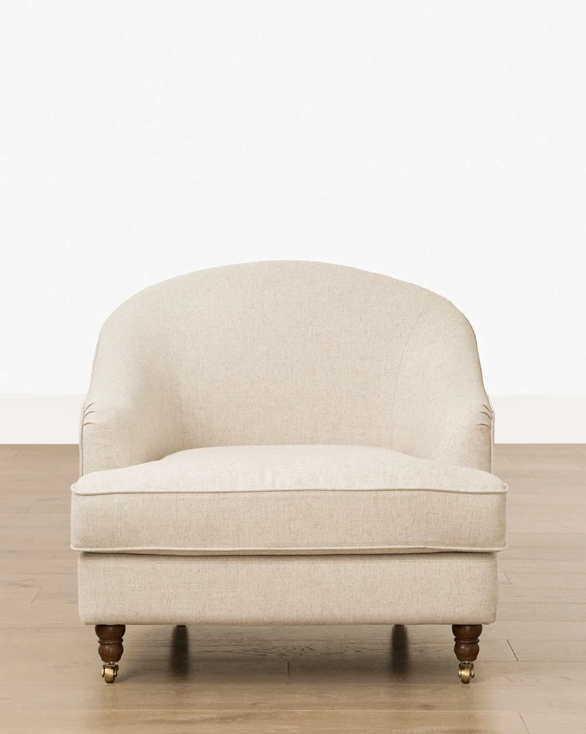 Classic Upholstered Lounge Chair with Rolled Arms & Caster Legs for Living Room