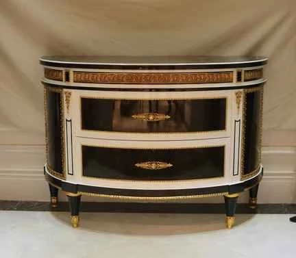 Stylish Bedroom Storage Chest of Drawers