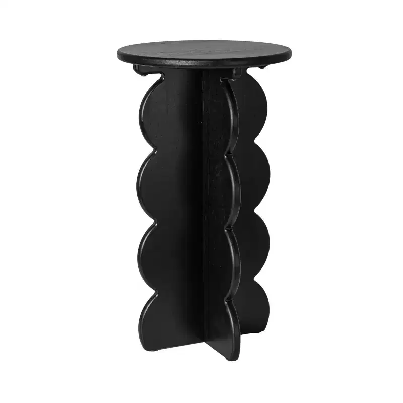 Scalloped Edge Accent Table
