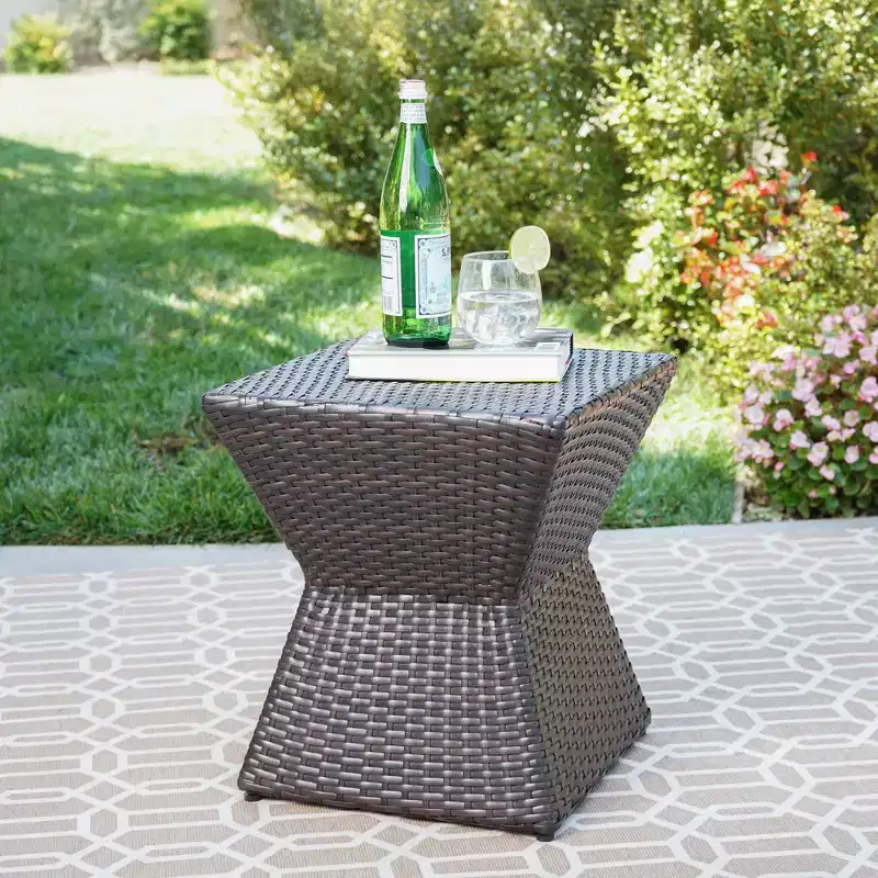 16 Outdoor Wicker End Table with Durable Iron Frame, Brown