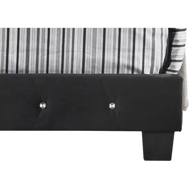 Passion Furniture Suffolk Queen Panel Bed