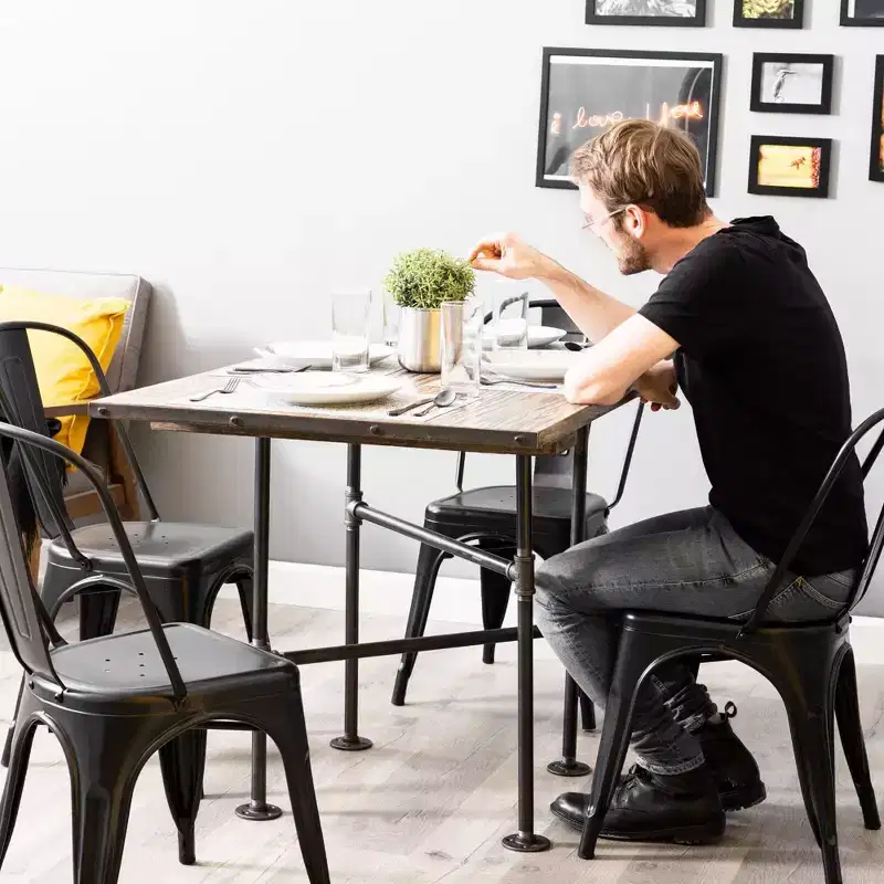Solitaire Kitchen Table By PIPE DECOR