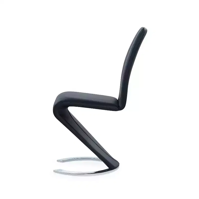 Black Horseshoe Dining Chair
