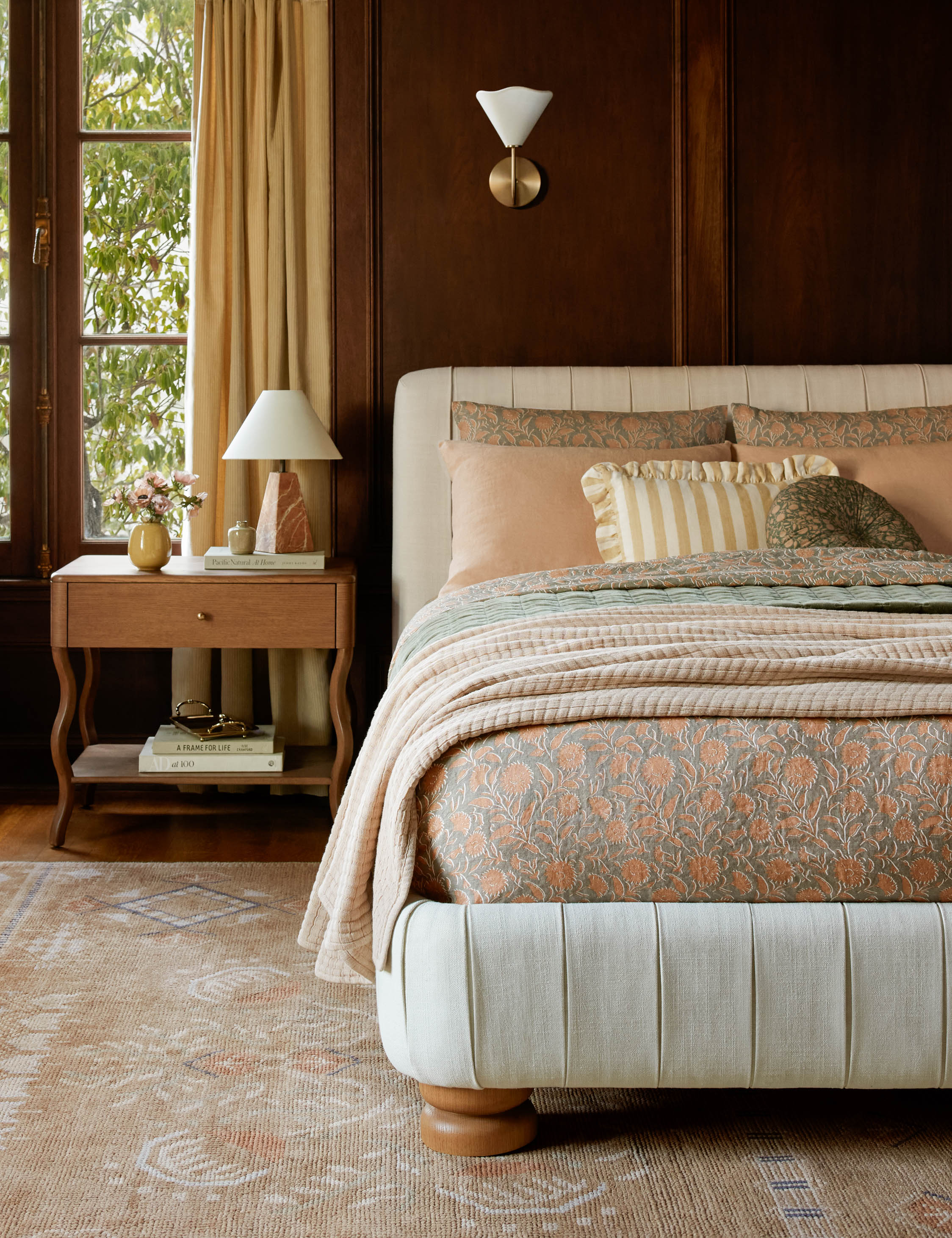 Bed Our bed offers modern lines with a flourish. The headboard and bed frame feature pleated slits for a look that’s layered yet clean