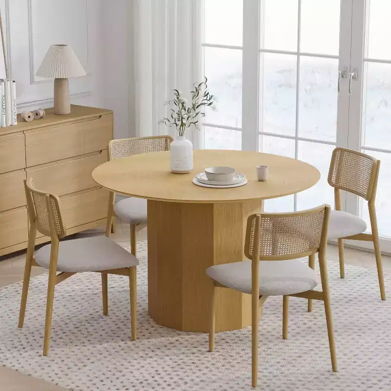 Mid-Century Round Dining Table – Solid Rubberwood, Seats 6, Natural Oak Finish