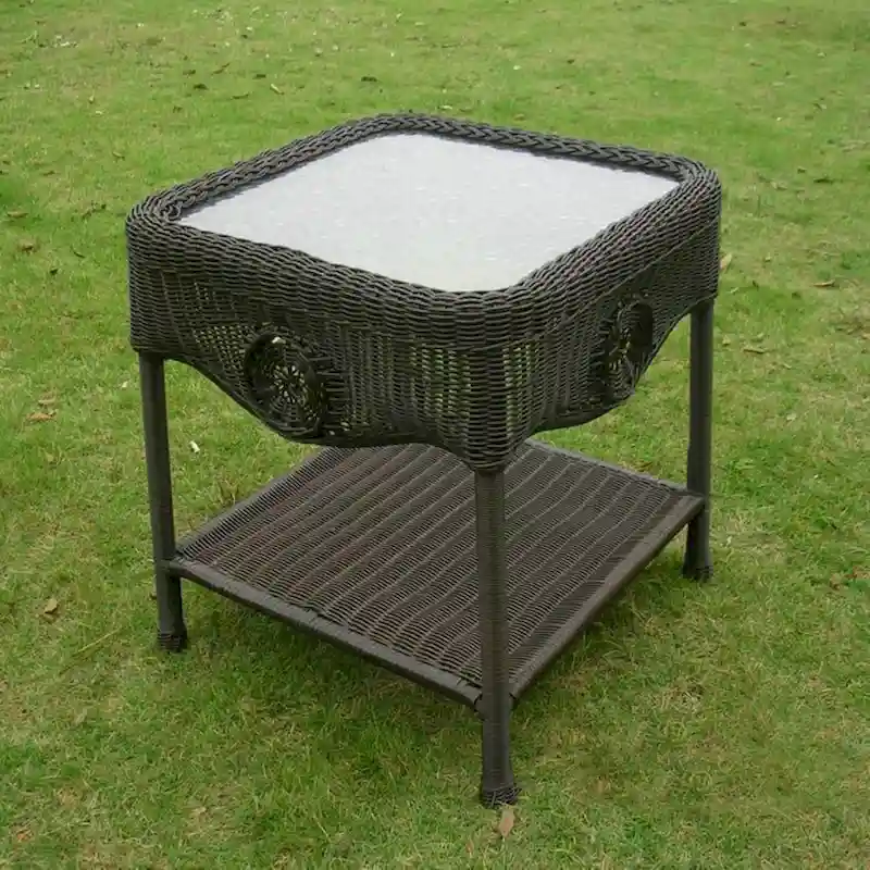 Riviera 18-inch Resin Wicker Side Table