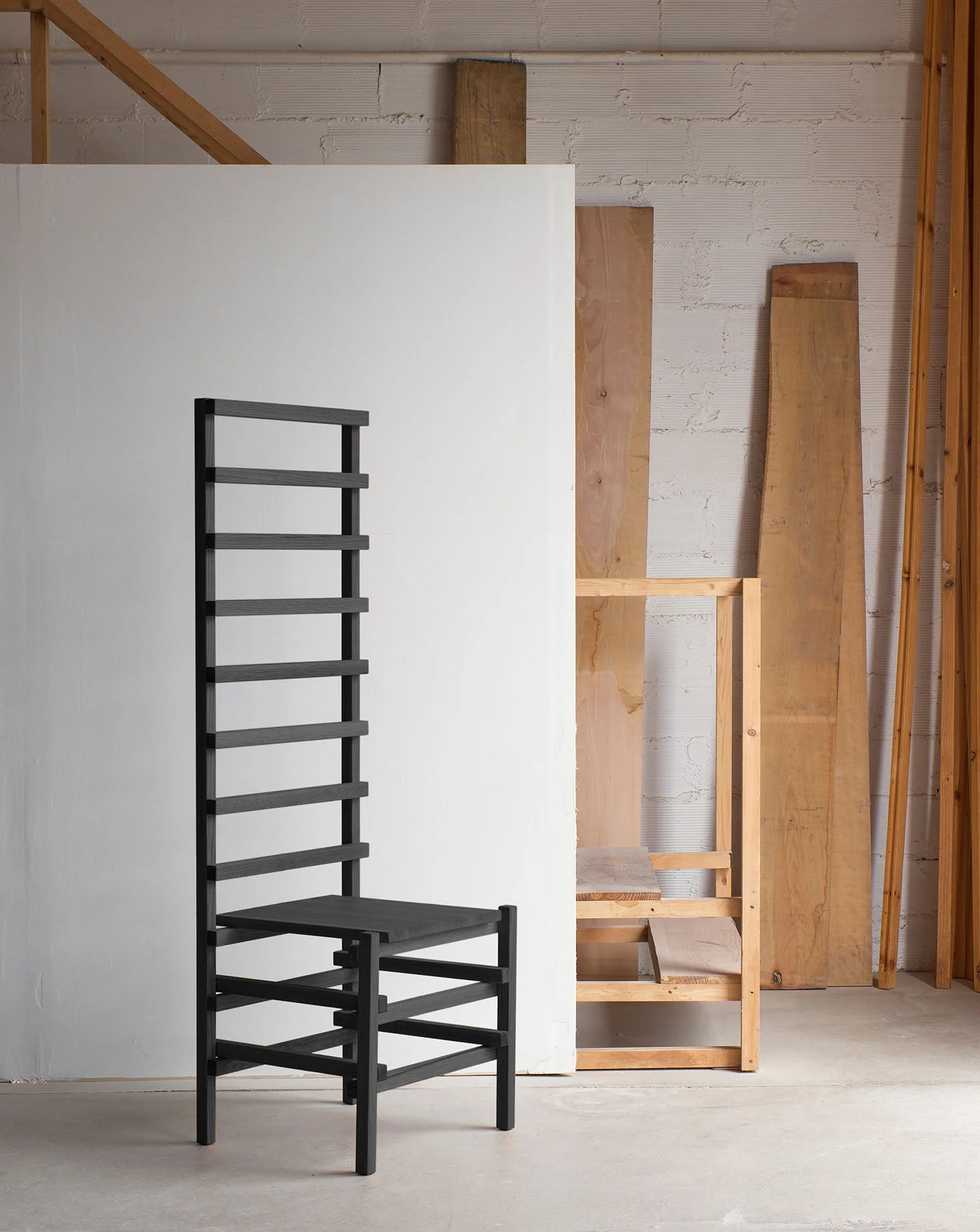 Black-Stained Beech Ladder-Back Contemporary Accent Chair