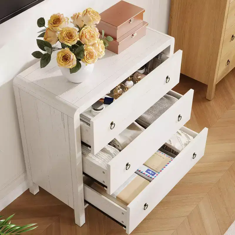 White 3-Drawer Dresser - Wooden Chest of Drawers for Bedroom/Living Room (Closet Storage Organizer, Modern Design)