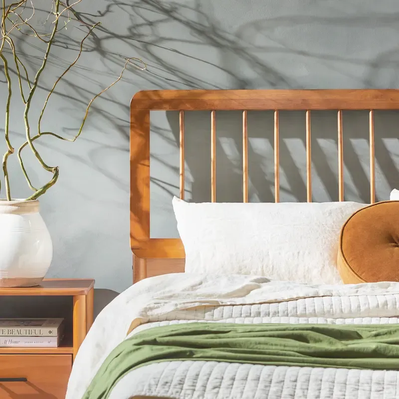 Solid Wood Queen Spindle Bed, Caramel / Natural Pine / Black, Fits 2