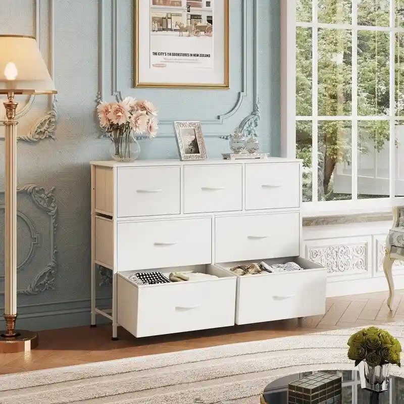 Dresser with 7 Drawers