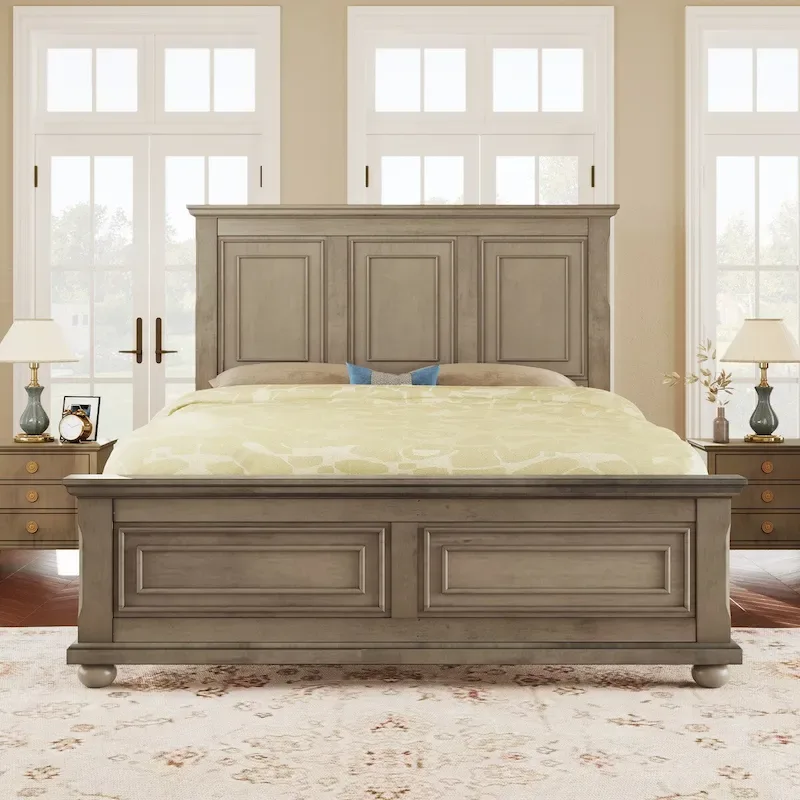 Traditional Town and Country Style Pinewood Vintage Queen Bed