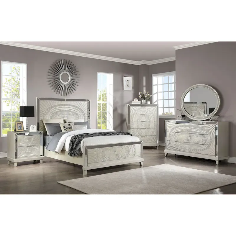 Furniture of America Luela Glam Boho Champagne Wood Carved Panel Bed