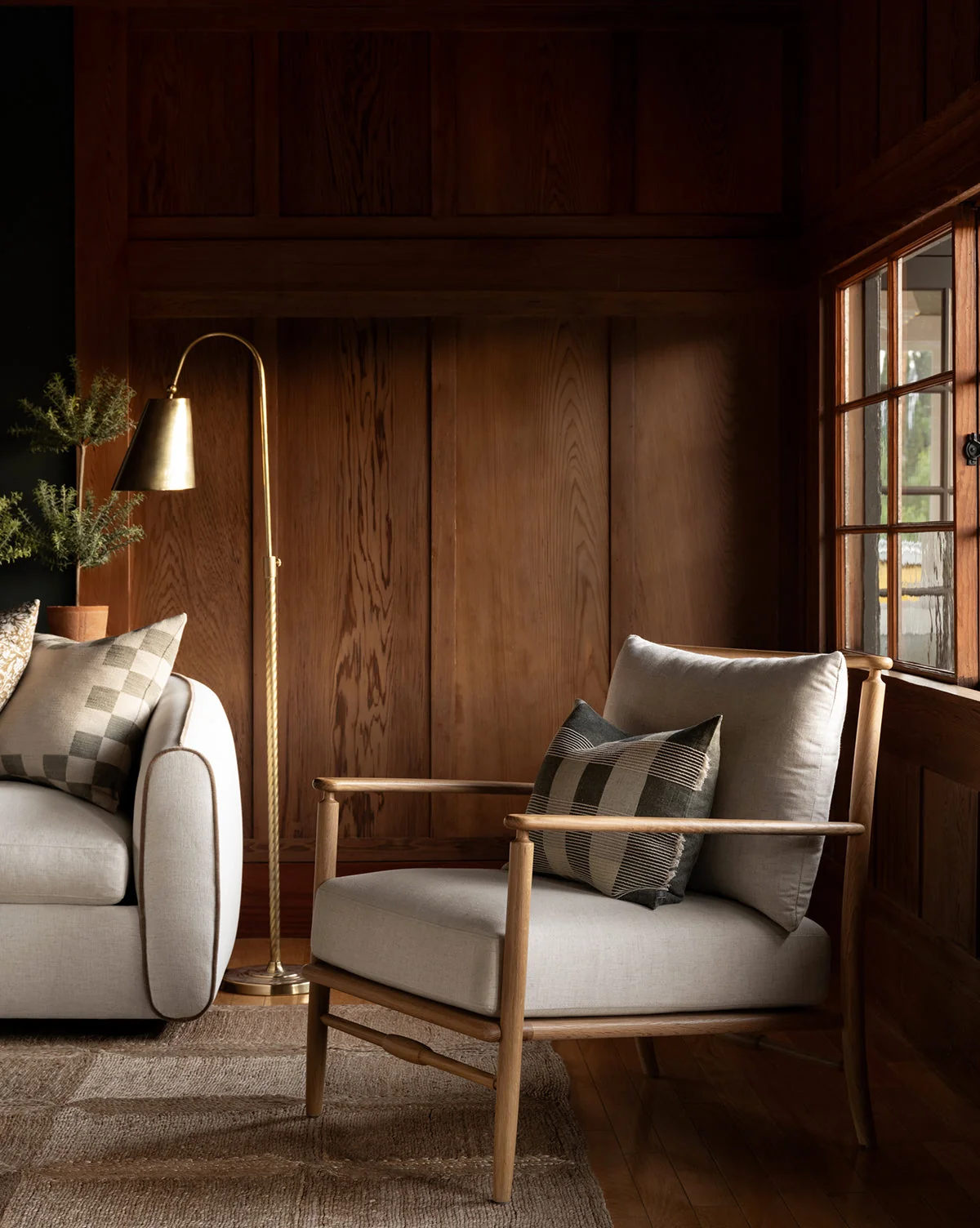 Scandinavian Solid Oak Lounge Chair with Natural Linen Cushions for Living Room