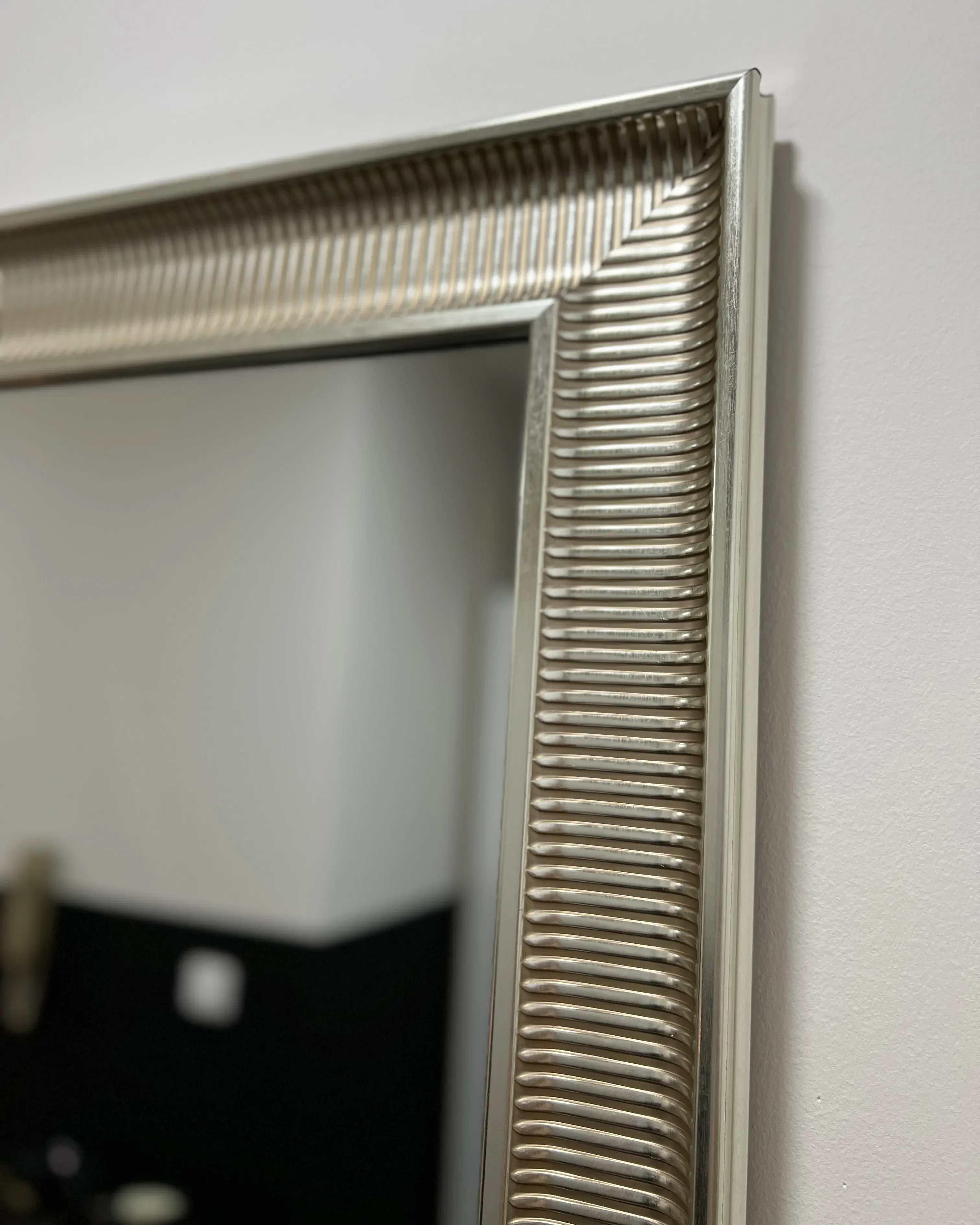 51 cm 141 cm Mirror