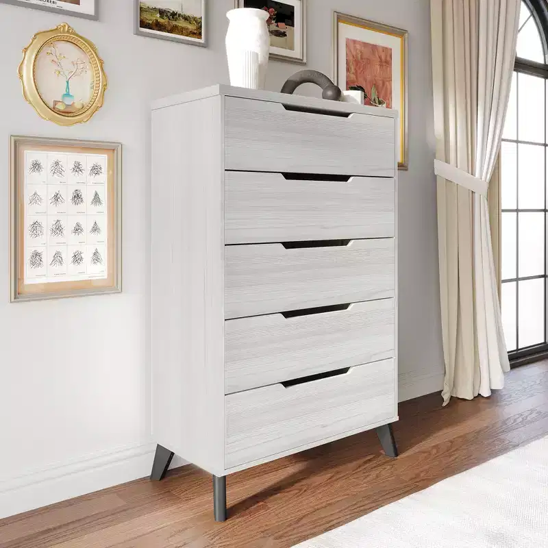 ChaletPosh Chest