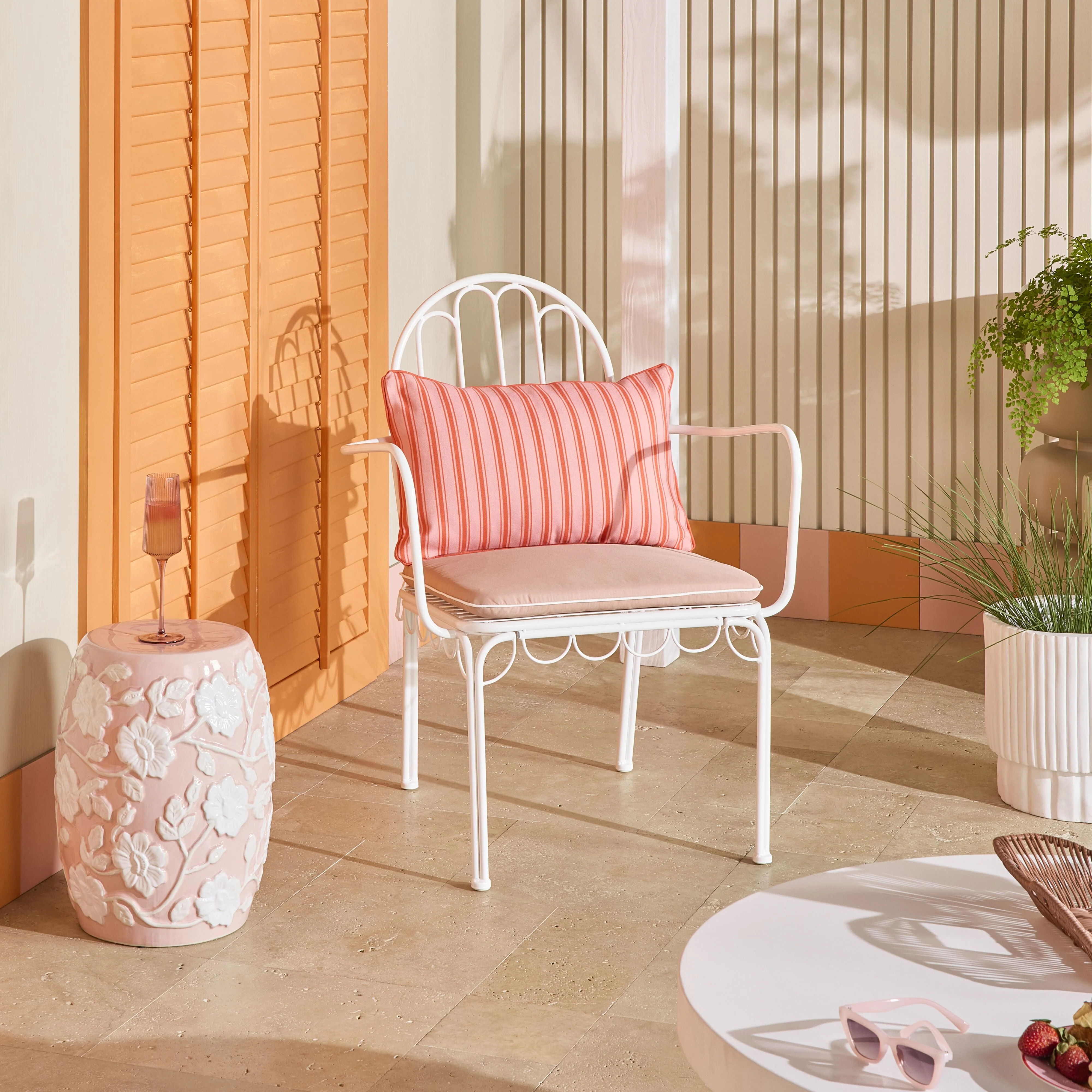 Scalloped Iron Outdoor Chair White with Pink Cushion