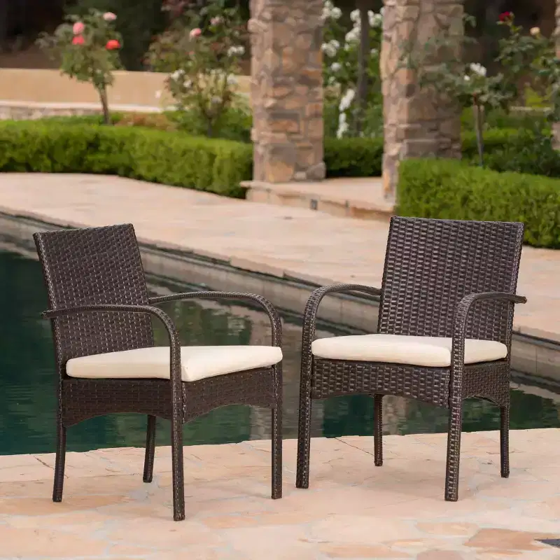 MAYEERTY 2-Piece Cushioned Outdoor Dining Chair, UV-Resistant Resin Wicker Aluminum Frame Chair