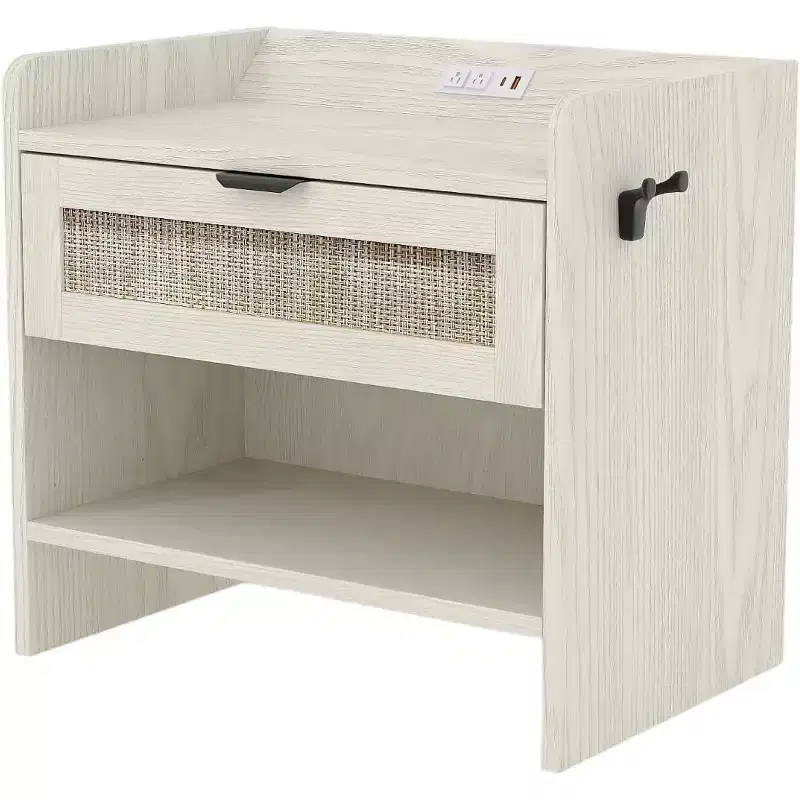 Rattan Nightstand with Charging Station, Boho Bedside Table with Type-C USB and Power Outlets for Bedroom and Living Room