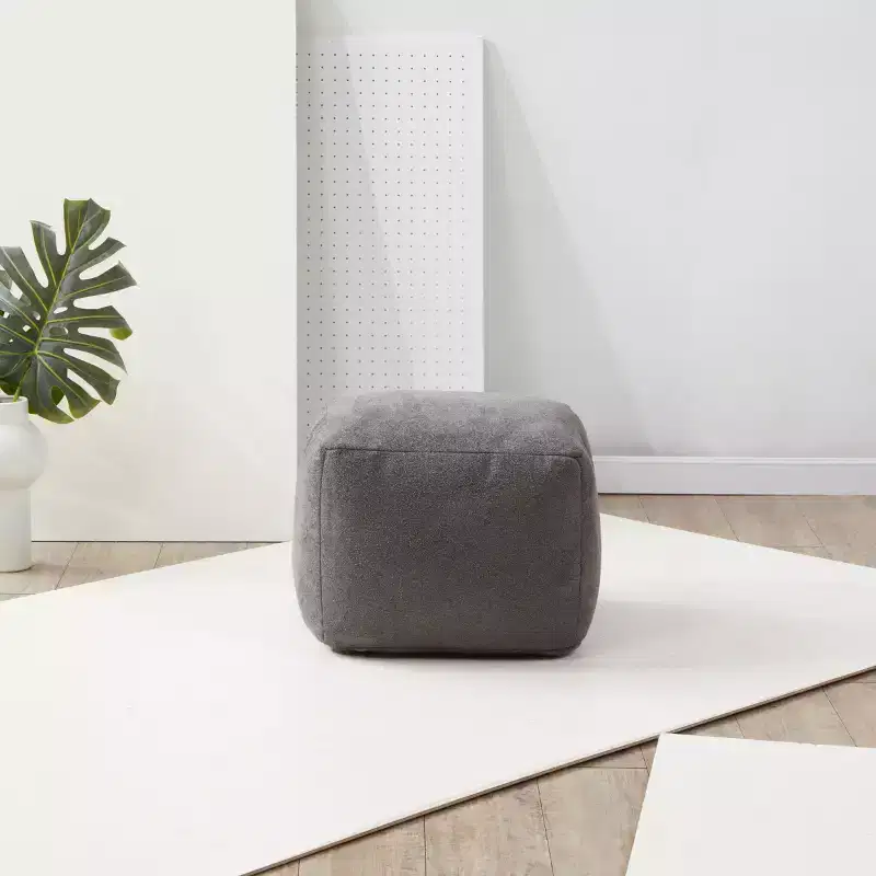 Samuels Boucle Pouf - SFV5041 - Safavieh Couture