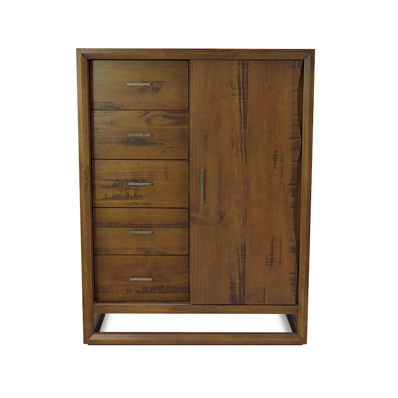 Gentleman's Chest