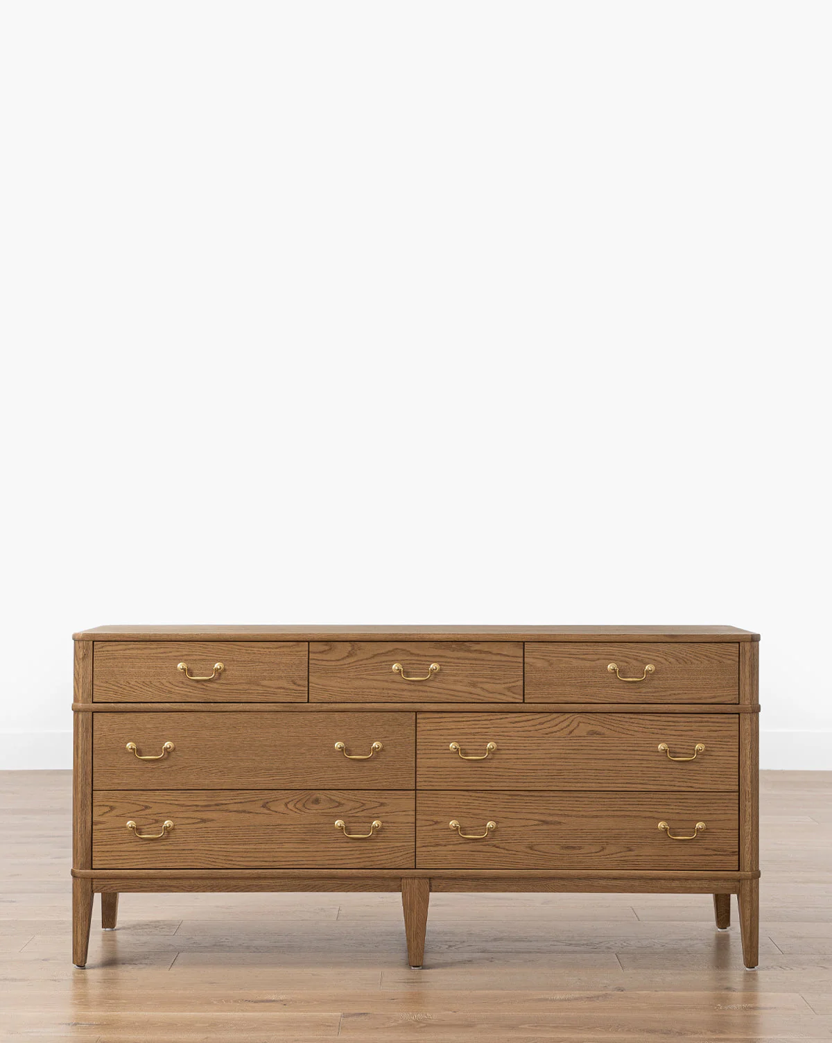 Classic Honey Oak Veneer Dresser with Drop Pulls for Bedroom